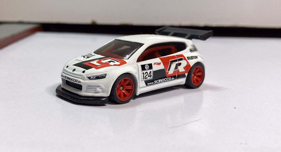 Hot Wheels Volkswagen Scirocco GT 24 Super Custom w/Real Riders | eBay