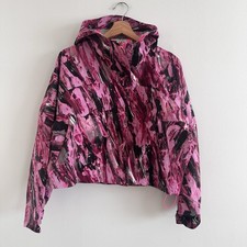 Limited edition Lululemon rain chaser incentive multi printed jacket size 6
