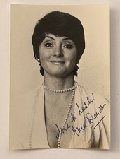 ANNA DAWSON (Kenny Everett Show ) Genuine Handsigned Photograph 5.5 x 3.5