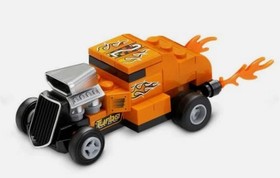 NIB BRAND NEW LEGO Racers: Flame Glider (8641)