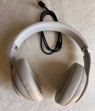Beats by Dre Beats -Studio Pro- Wireless Noise Cancelling HeadPhones. Used Good