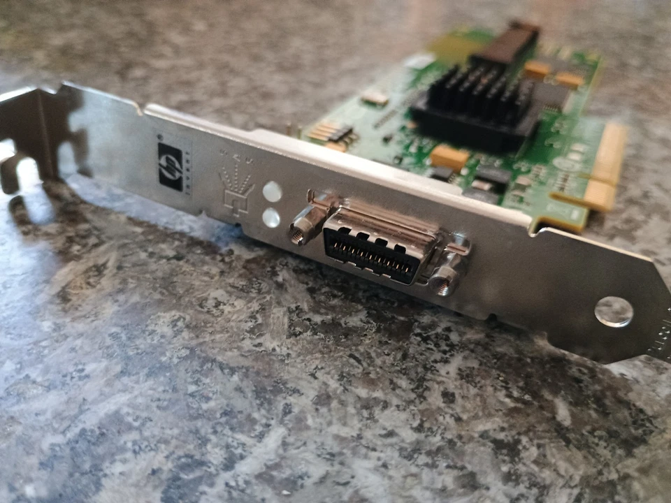 LSI Logic SAS3442E-HP 3 Gb/s SAS RAID Controller L3-00120-05E - Immagine 3 di 3