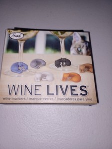 WINE LIVES by Genuine Fred Silicone Wine Markers Set of 6 Kitty Cat Wine Charms