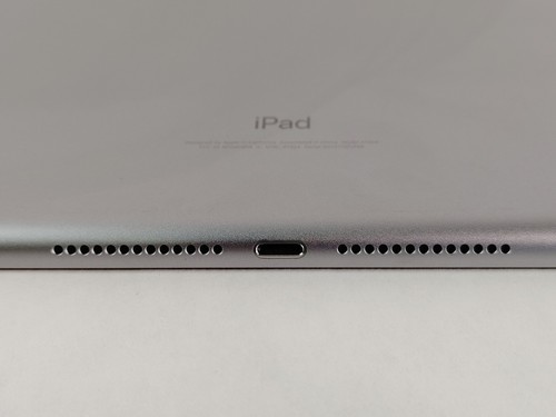 Apple iPad 6th Gen A1954 32 GB iOS 17.7.6 Space Gray ( Wi-Fi + 4G ) Unlocked - Picture 5 of 7