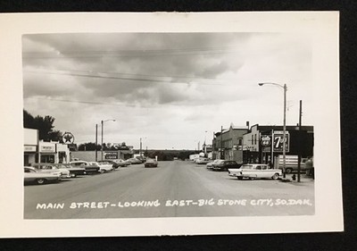 BIG STONE CITY SOUTH DAKOTA MAIN STREET TEXACO GAS STATION, 7 UP SODA VTG RPPC