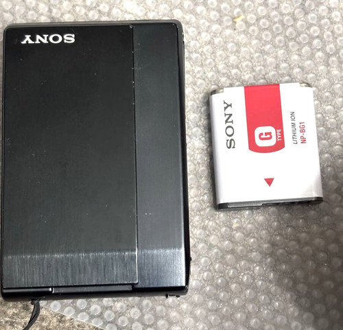 Sony Cyber-shot DSC-T100 Digital Camera 8.1MP 5x Zoom Black Tested Japan