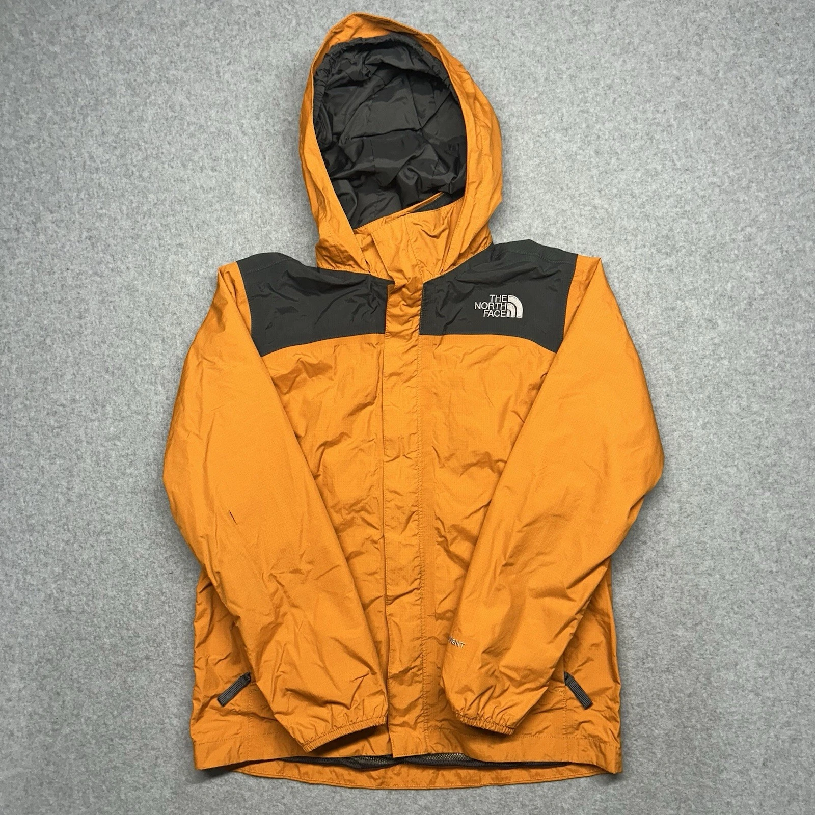 North Face Hyvent Rain Jacket Boys Large Orange Hooded Lined Full Zip Outdoor
Opens in a new window