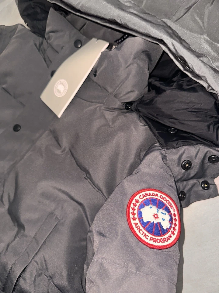 Grey brand new coat size medium - Image 3 of 4