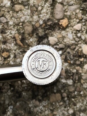 Ancien Doseur à Plombs Manufrance – Laiton Chromé – Grand Réservoir – Vintage
