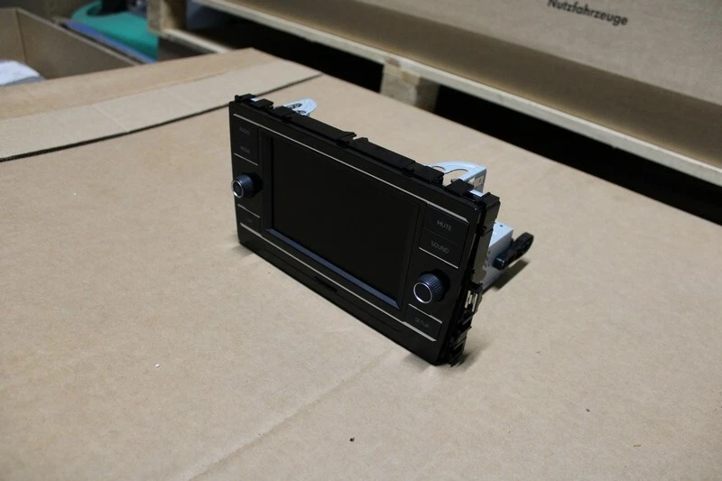 VW Golf 7 5G  Composition Color Radio SD MIB2 Bluetooth  5G6035867  . - Bild 2 von 4