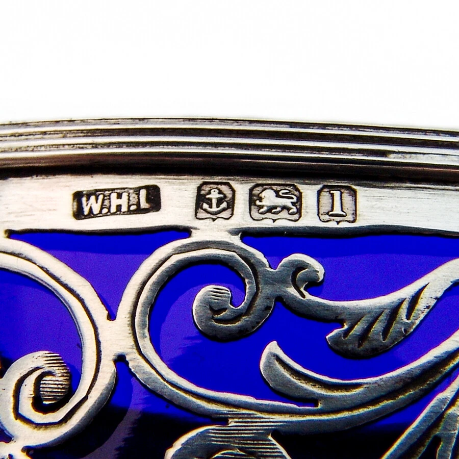 Cutwork Heart Scroll Open Salts Pair Cobalt Glass Sterling 1910 Birmingham Foto 3 de 3