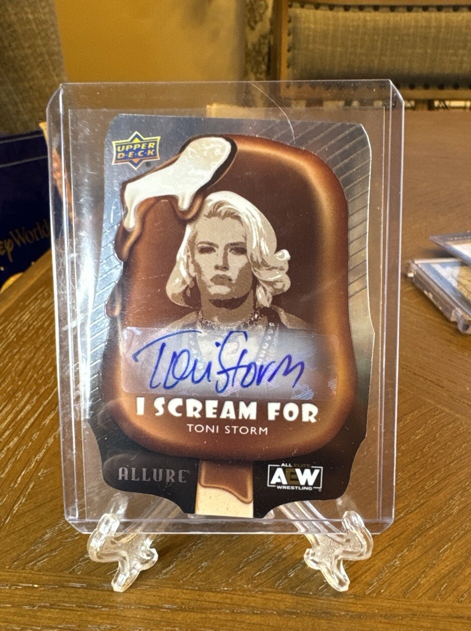 2022 AEW Allure I Scream Auto Toni Storm Case Hit