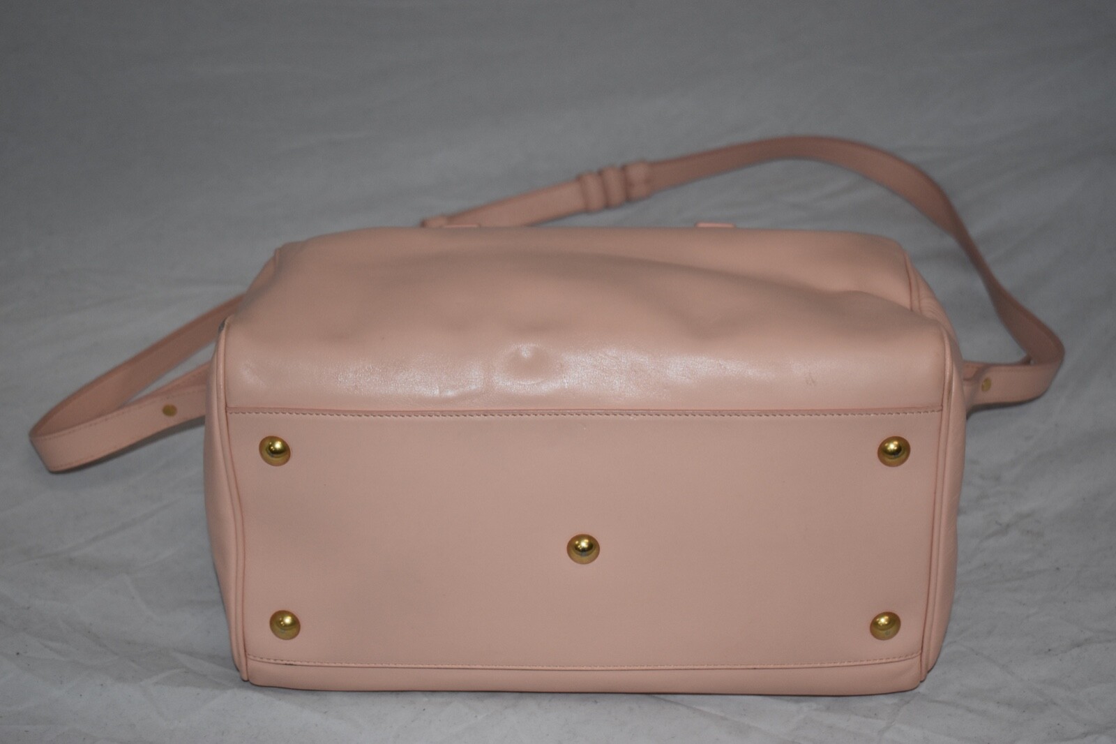 Borsa a mano Saint Laurent 12 ore nuda rosa chiaro pelle zip borsone tracolla