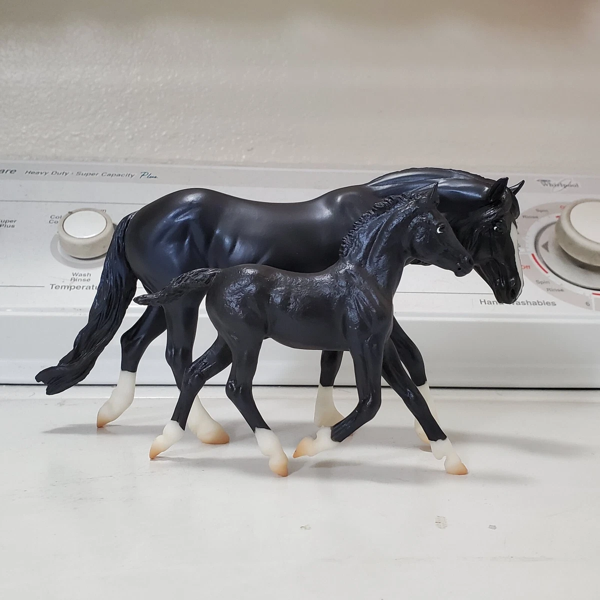 Breyer horse classic scale mare and foal set Fiona and Rory Web Special