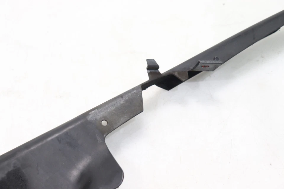 11-25 KAWASAKI NINJA ZX10R OEM TRANSMISIÓN TRASERA CADENA PROTECTOR ESCUDO Foto 3 de 4