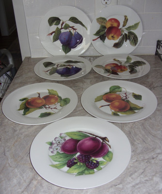 Gracie Bone China 7 Dessert Salad Plates-Coordinates w Queens Hooker Fruits VGC