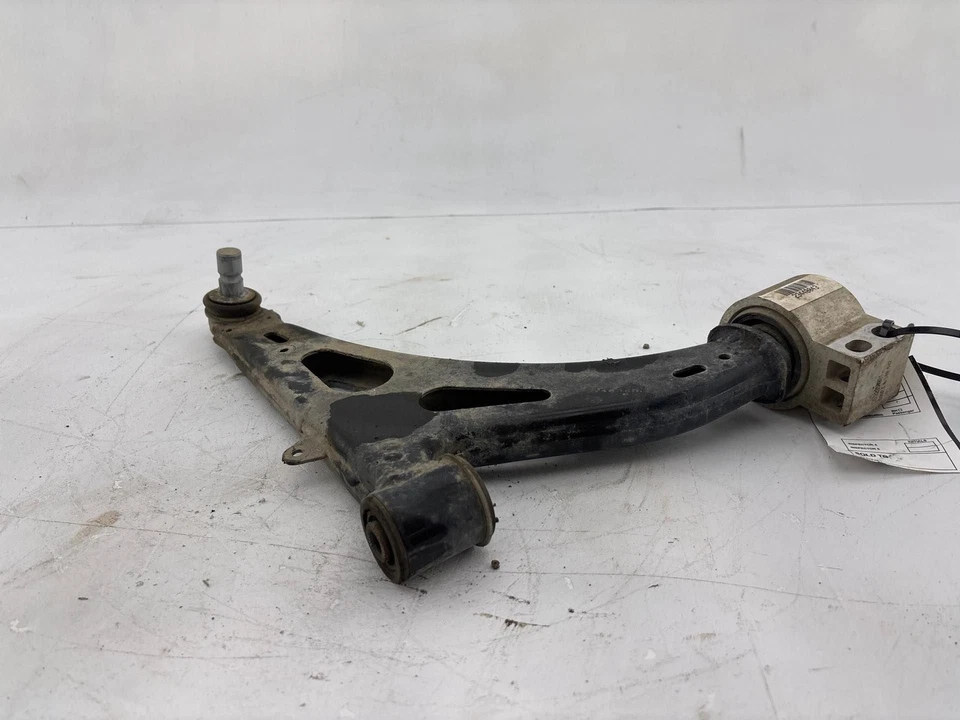 Chevrolet Impala 2014-2020 brazo de control inferior del lado del pasajero delantero derecho fabricante original Foto 3 de 4