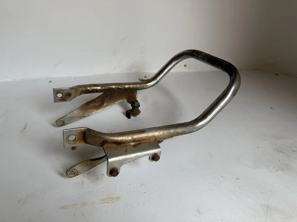 1983-1985 HONDA ATC110 AND 1984-85 ATC125M GRAB HAND RAIL  ASSEMBLY 25N - Image 3 of 4