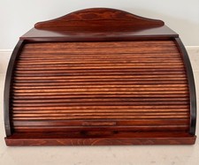 Free standing roll top writing desk in mahogany finish
