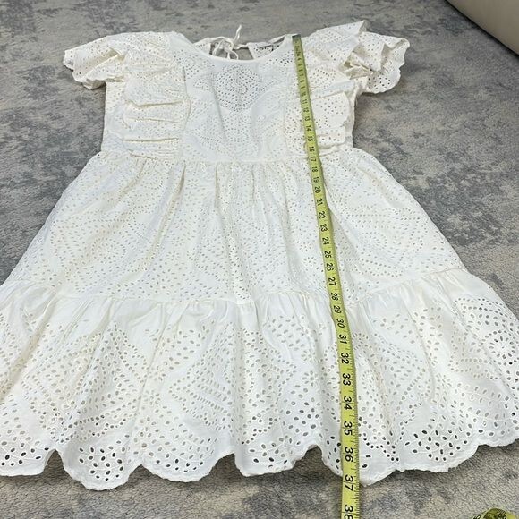 Foto 10 di 16
