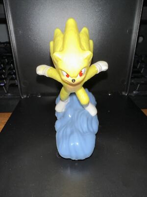Surprise Toy Super Sonic 2022 McDONALD'S Sonic 2 The Hedgehog HAPPY MEAL TOY