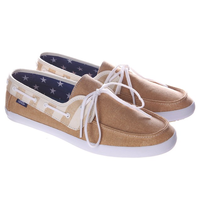 vans boat shoes tan