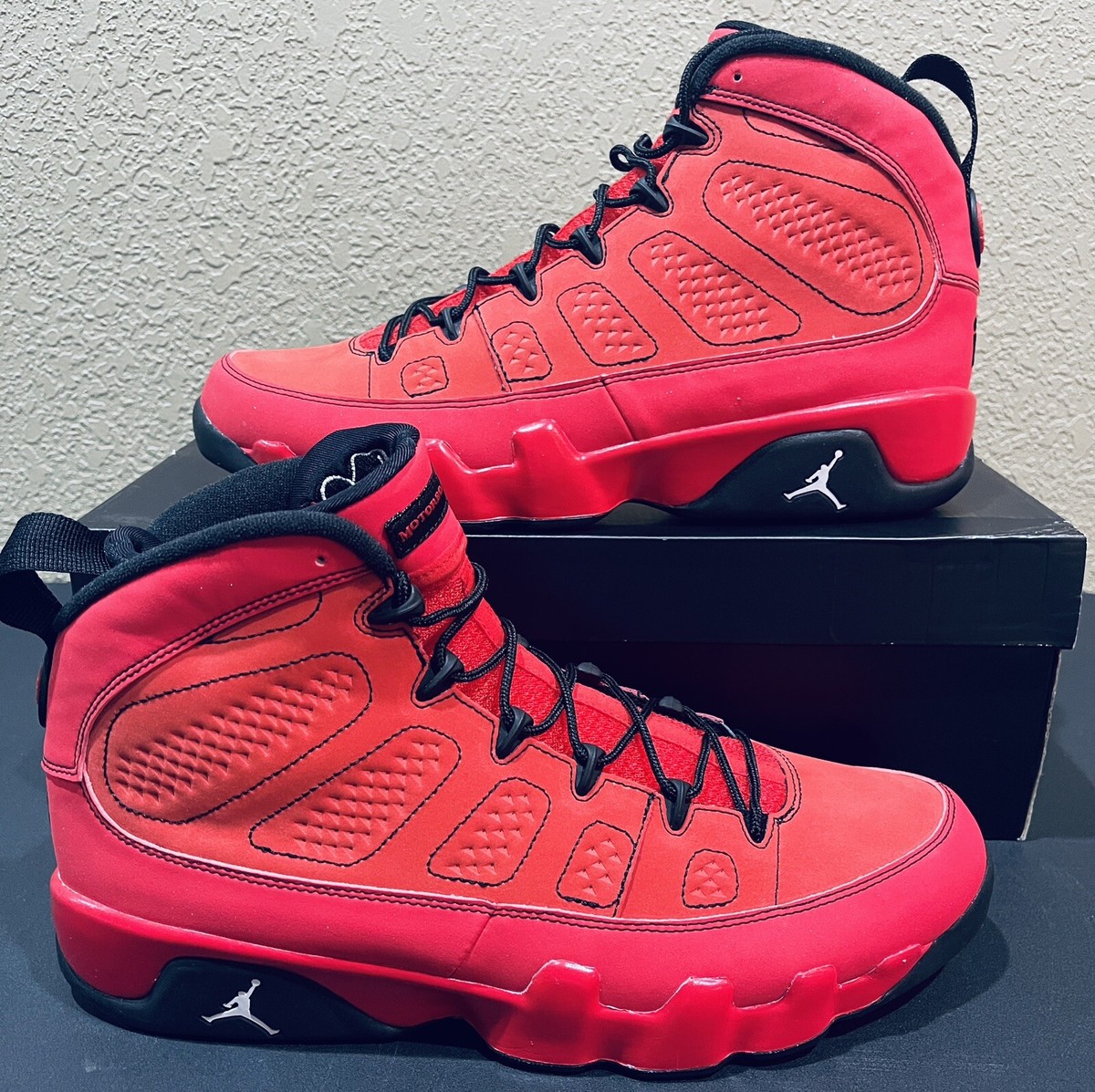 jordan retro 9 motorboat jones
