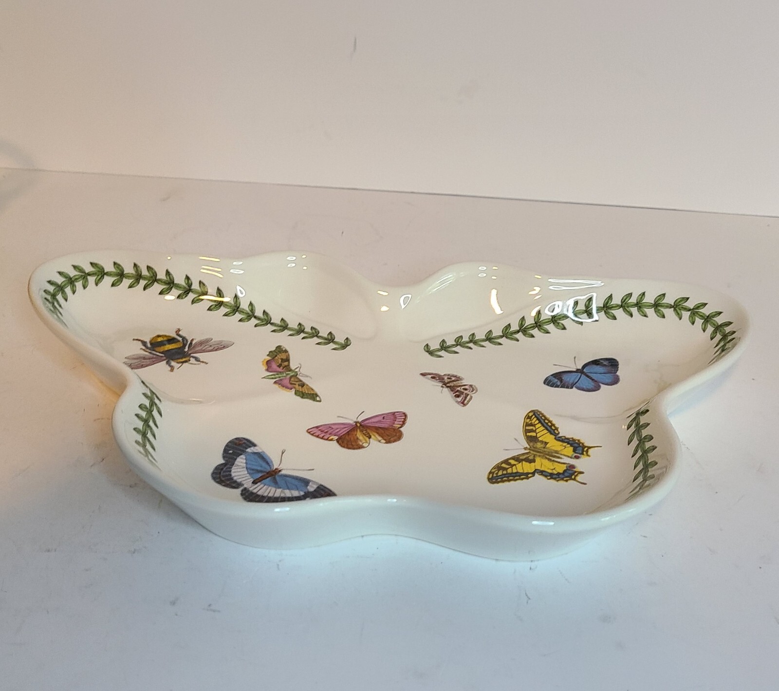 PORTMEIRION BOTANIC GARDEN BUTTERFLY Shaped DISH BUTTERFLIES