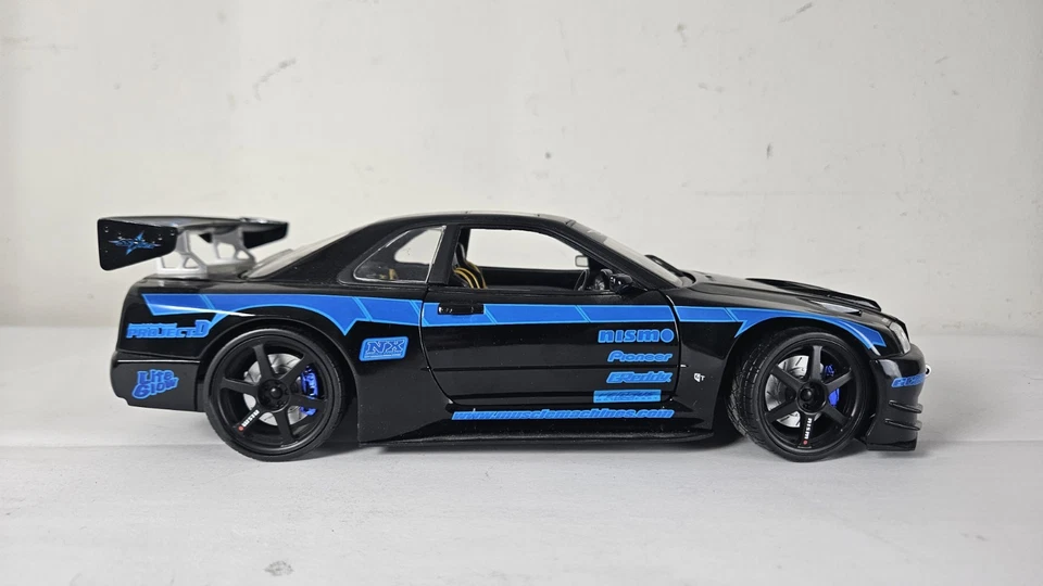 Nissan Skyline GTR SSTuner Muscle Machines 1/18 Diecast - Image 3 of 4