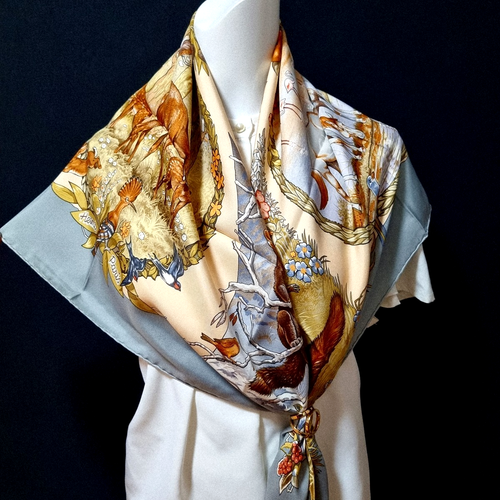 RARE VINTAGE HERMES Silk Scarf "Les Quatre Saisons" Carre 90 by Robert Dallet - Picture 15 of 15