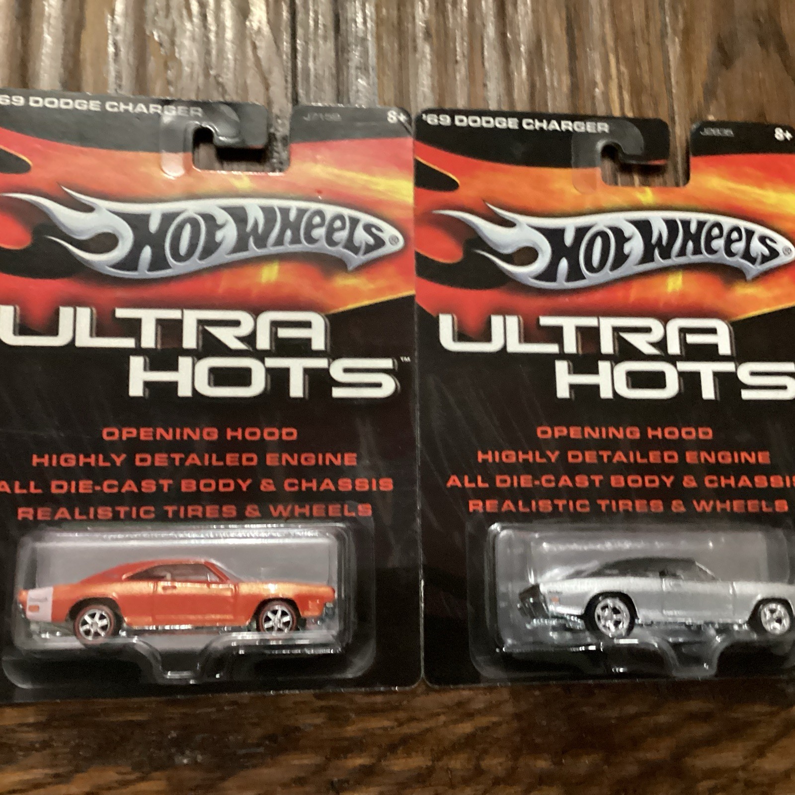 Hot Wheels 2005 Ultra Hots '69 Dodge Chargers Set Real Riders Redline Tires