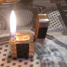 Briquet Dupont Plaqué or et laque de chine 