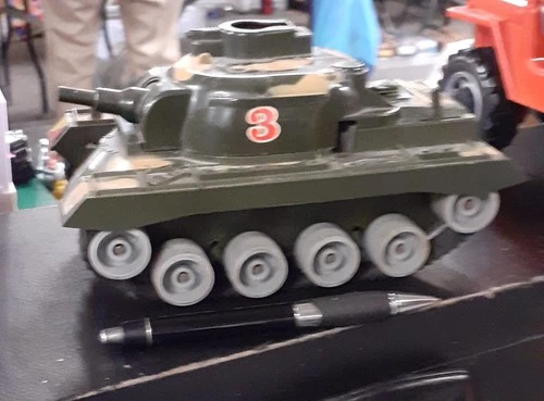 Vintage MARX tinplate Camouflage Tank Toy 1960s