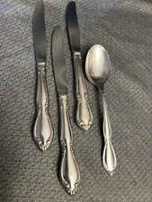 Oneida Louisiana / Affection Stainless Flatware 4 Pieces Oneida Ltd Deluxe
