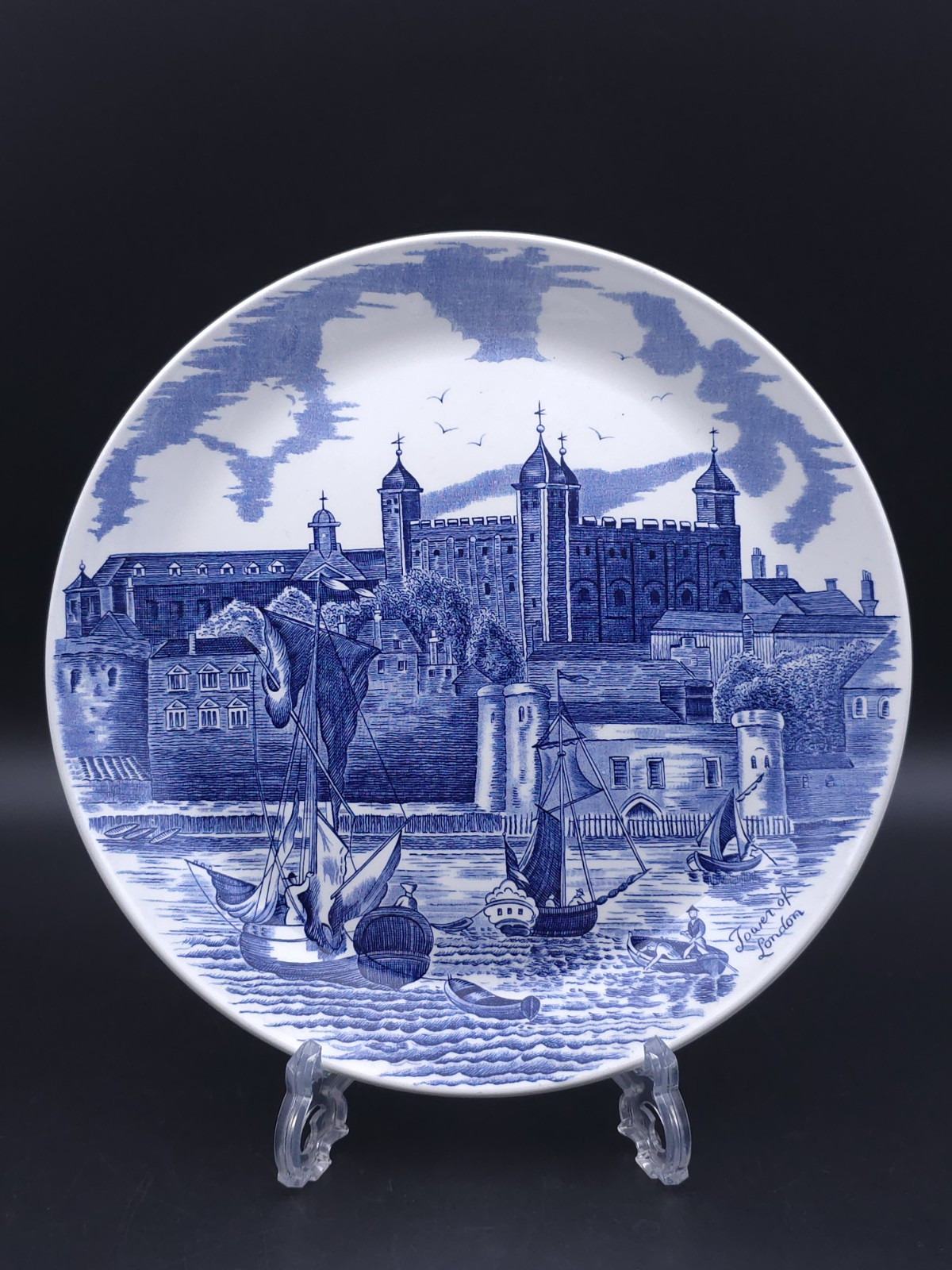 Johnson Bros 900th Anniversary Tower of London Collectors Plate
