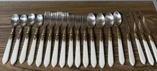 Vintage Hanford Forge H.F. Ltd 18/10 Stainless Pearlescent Plastic Handle 19 pc