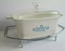 Corning Blue Cornflower 1.5 Qt P-4-B Casserole Loaf & Trivet