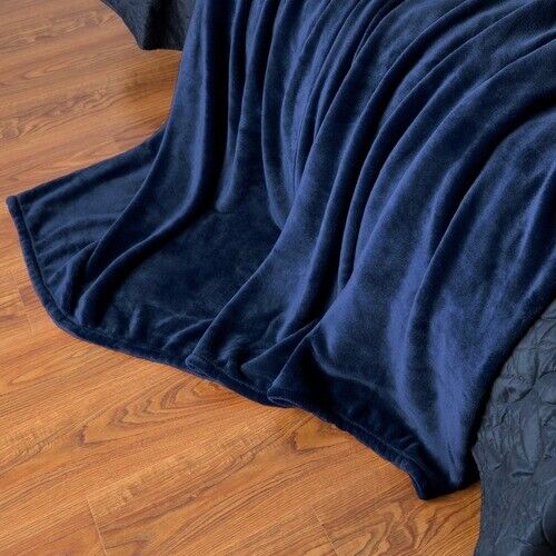 Warm Coral Fleece Blanket Bedspread Sofa Throw 220Gsm Light Flannel Blanket - Bild 4 von 24