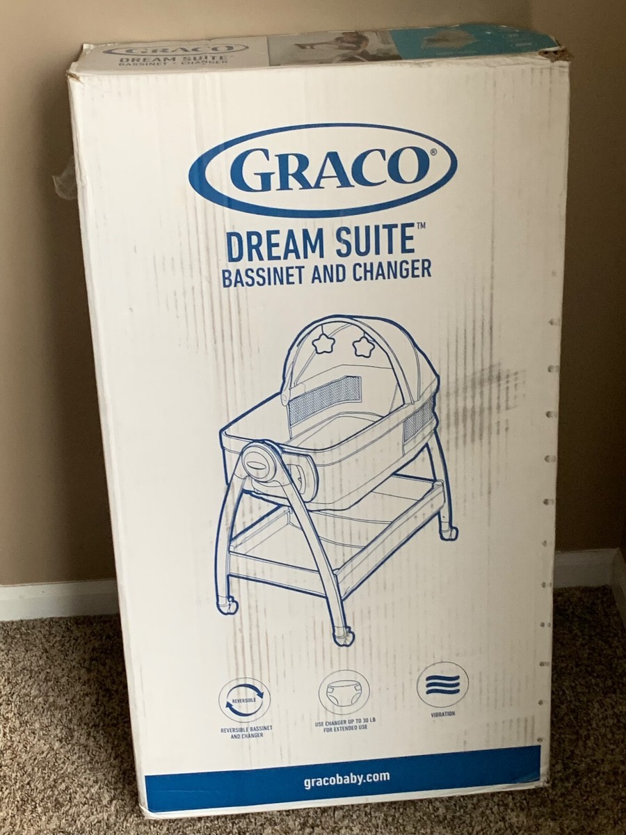 Graco Baby 1963639 Dream Suite Bassinet and Changer in