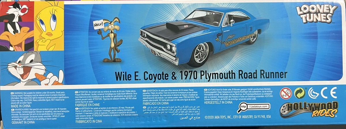 Looney Tunes Wile E Coyote & 1970 Plymouth Road Runner Die Cast
