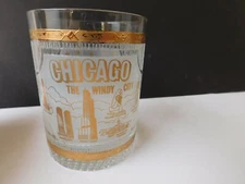 "CHICAGO THE WINDY CITY" SPARKLING GOLD COLOR TRIM TUMBLER