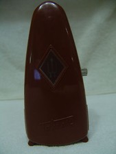 WITTNER TAKTELL PICCOLO METRONOME MEDIUM BROWN