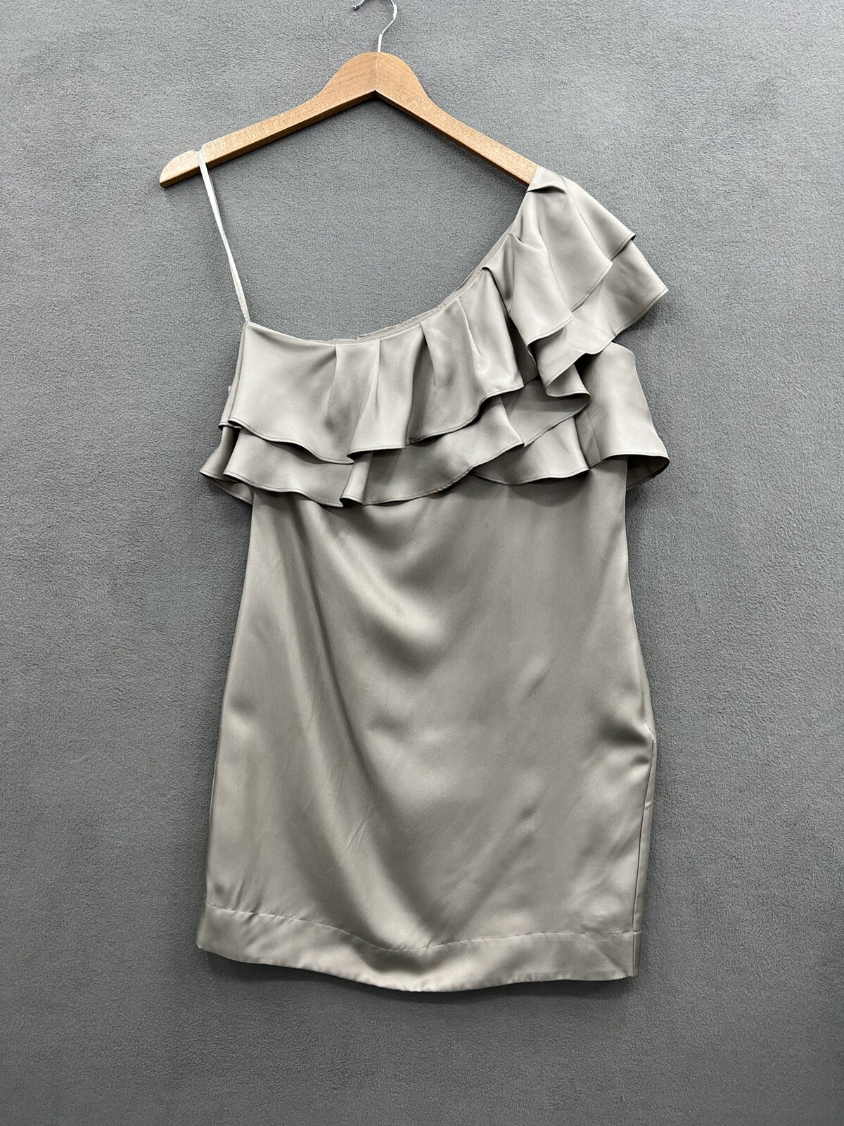 Banana Republic Dress Women’s 8 One Shoulder Champagne Ruffle 100% Silk