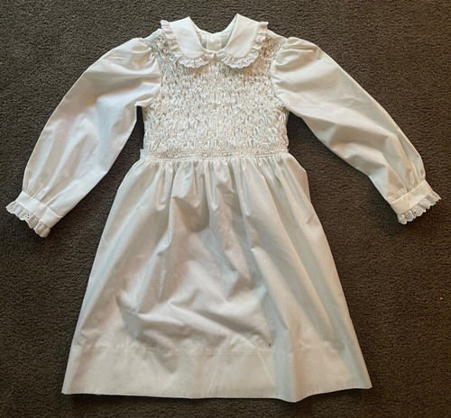 Vtg Polly Flinders Hand smocked Girls tie dress 6x Ivory White long sleeve lace