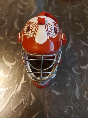 Franklin Sports Mini Eishockey Torwart-Helm Detroit Red Wings