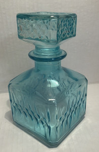 Aqua Glass Decanter with Stopper 6 inches tall, 3.25 inches wide BEAUTIFUL!