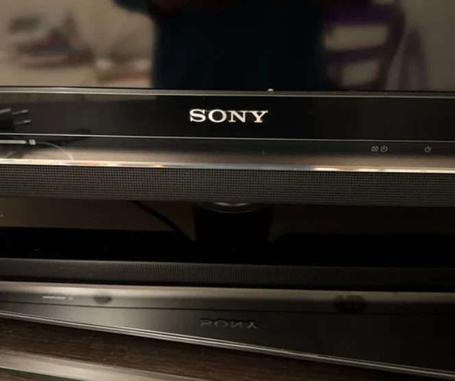 Sony Bravia TV KDL-44W5500 40" HD 1920 x 1080 Nero Lucido - Immagine 3 di 3