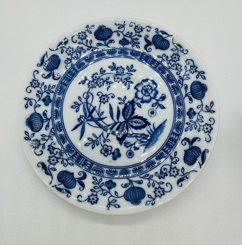 Vintage Blue & White Japan Plate - Nordic Blue / Blue Danube - 6” - 第 1/2 張圖片