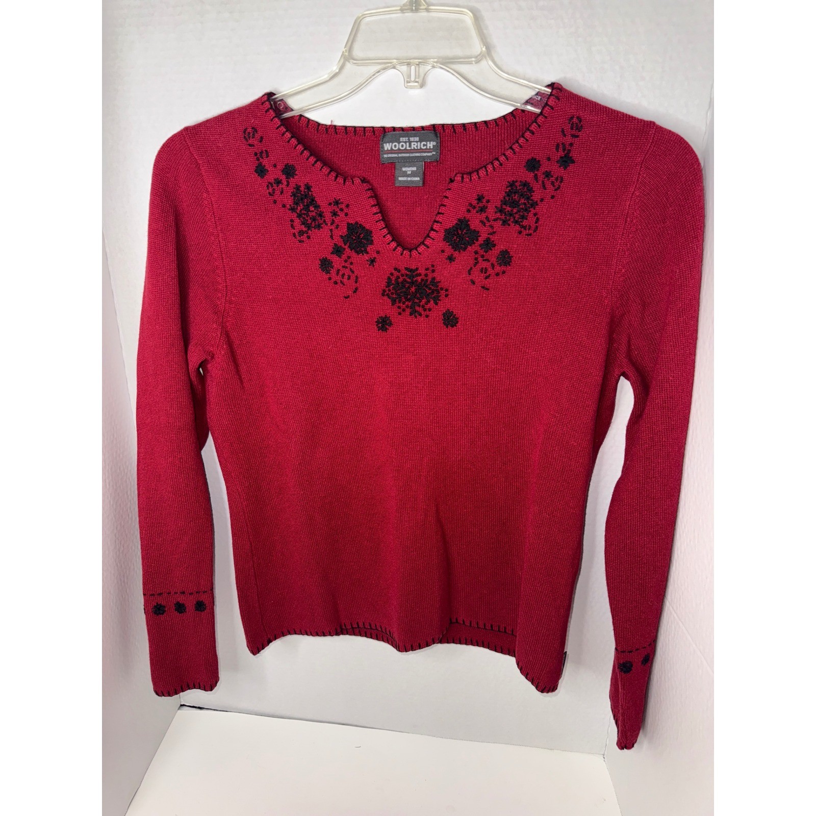 Woolrich Red Embroidered V Neck Long Sleeve Knit Sweater Top Womens M