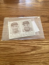 1941 Double Play 77 Krakauskas, Bob Feller HOF Pitcher Extremely Nice Card